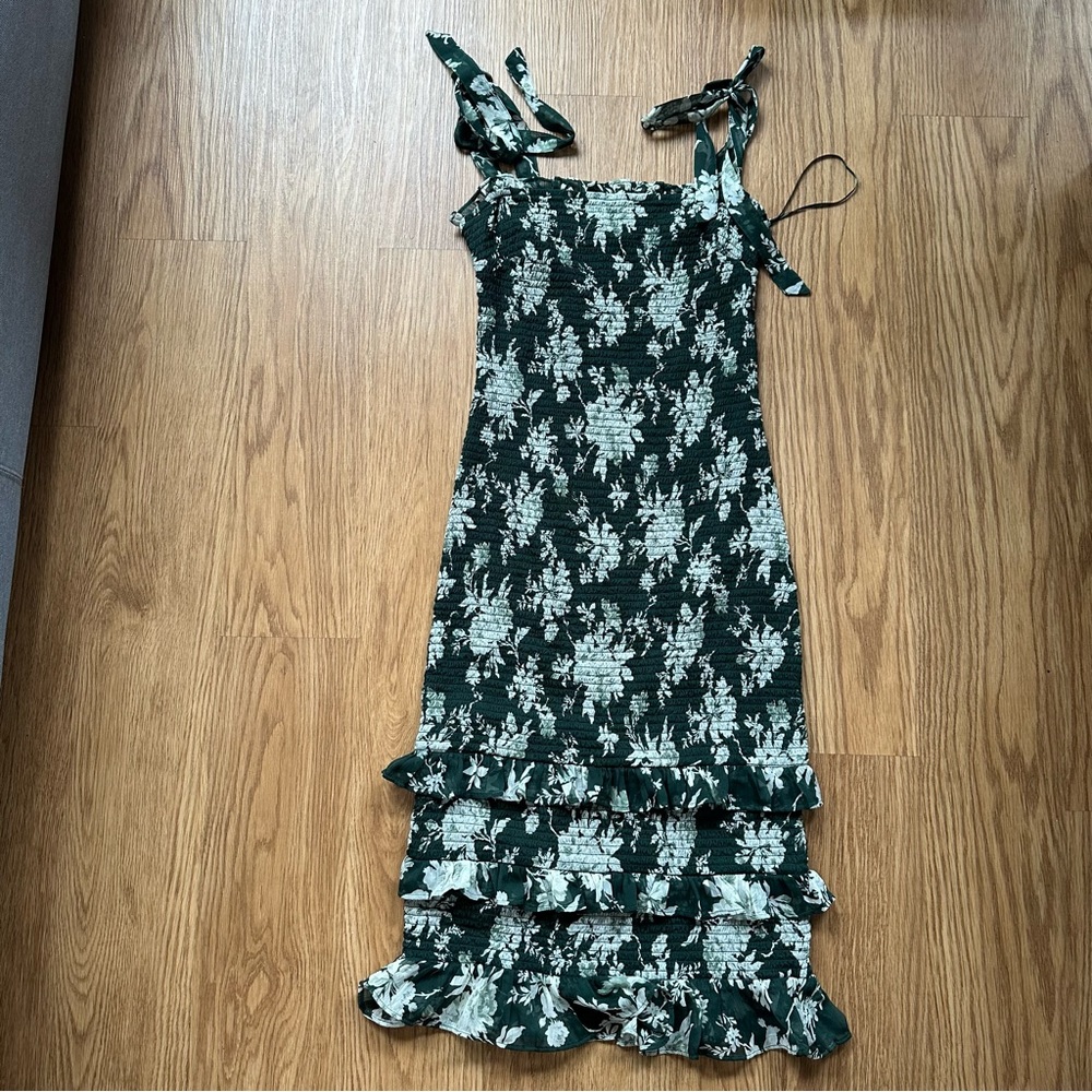 Abercrombie Floral Ruffle Bodycon Mid Dress